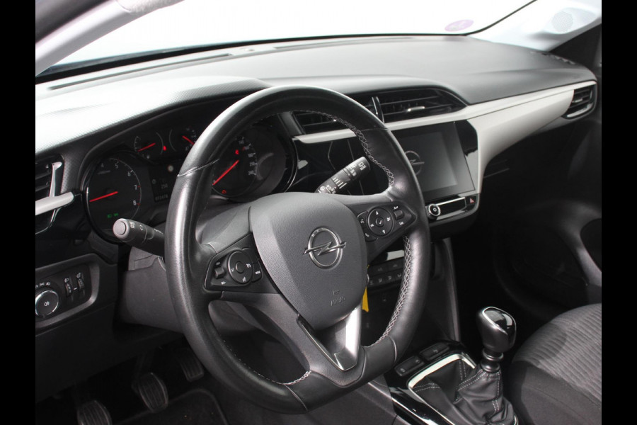Opel Corsa 1.2 100pk Edition Navigatie Apple Carplay/Android Auto Dab Parkeersensoren achter Cruise Control Lichtmetalen velgen