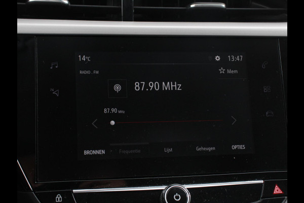 Opel Corsa 1.2 100pk Edition Navigatie Apple Carplay/Android Auto Dab Parkeersensoren achter Cruise Control Lichtmetalen velgen