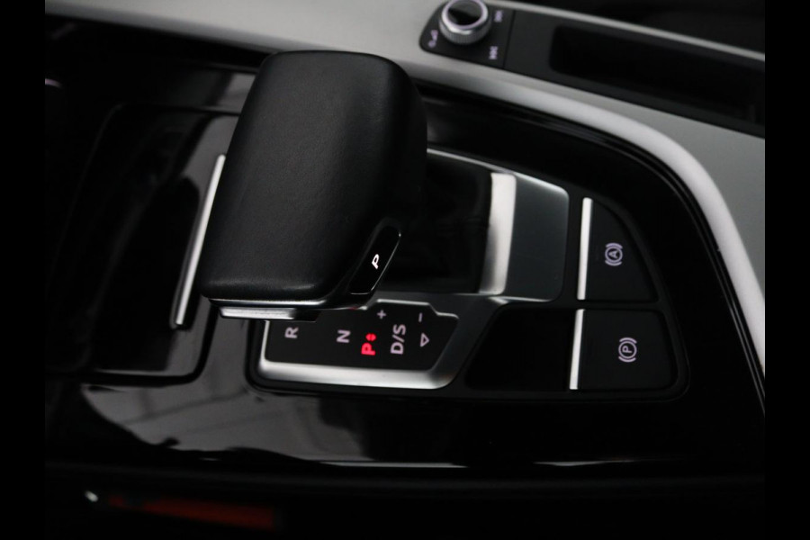 Audi A4 35 TFSI Launch Edition Business | 1e eigenaar | Dealer onderhouden | Trekhaak | Virtual Cockpit | Carplay | Navigatie | Full LED | Parkeerhulp | Climate control | Sportstoelen | Cruise control