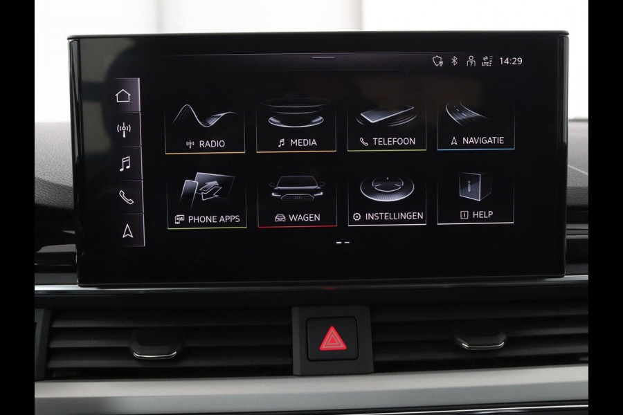 Audi A4 35 TFSI Launch Edition Business | 1e eigenaar | Dealer onderhouden | Trekhaak | Virtual Cockpit | Carplay | Navigatie | Full LED | Parkeerhulp | Climate control | Sportstoelen | Cruise control