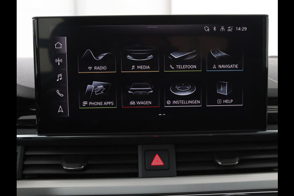 Audi A4 35 TFSI Launch Edition Business | 1e eigenaar | Dealer onderhouden | Trekhaak | Virtual Cockpit | Carplay | Navigatie | Full LED | Parkeerhulp | Climate control | Sportstoelen | Cruise control