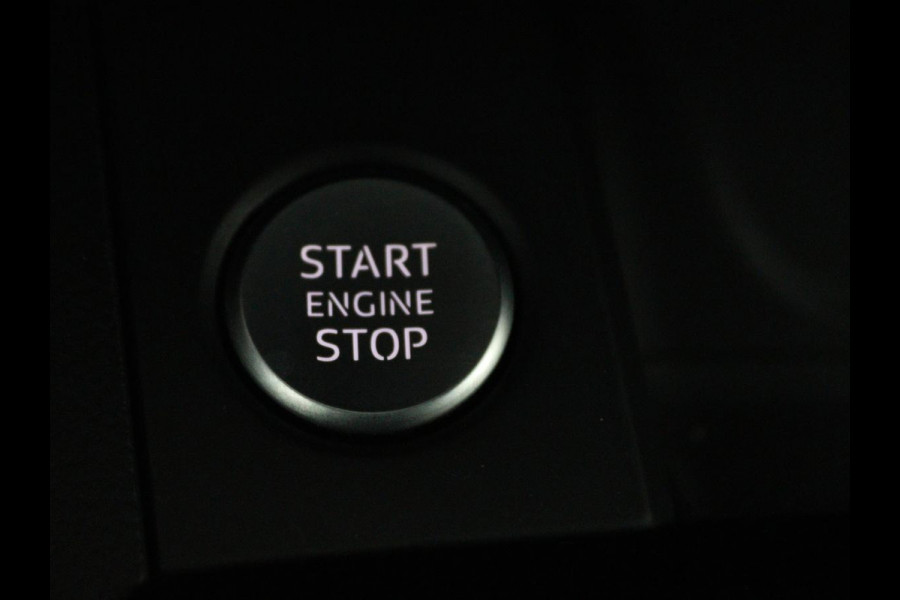 Audi A4 35 TFSI Launch Edition Business | 1e eigenaar | Dealer onderhouden | Trekhaak | Virtual Cockpit | Carplay | Navigatie | Full LED | Parkeerhulp | Climate control | Sportstoelen | Cruise control