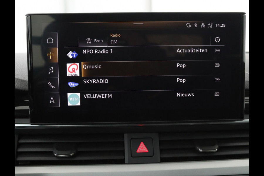 Audi A4 35 TFSI Launch Edition Business | 1e eigenaar | Dealer onderhouden | Trekhaak | Virtual Cockpit | Carplay | Navigatie | Full LED | Parkeerhulp | Climate control | Sportstoelen | Cruise control