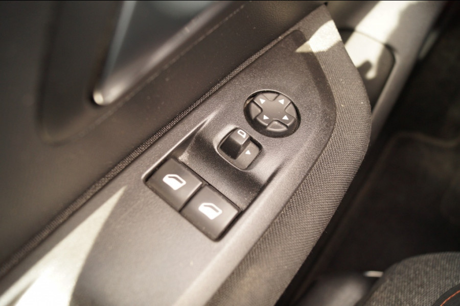 Peugeot 208 1.2 PureTech Active -NAVI-AIRCO-PDC-CRUISE-