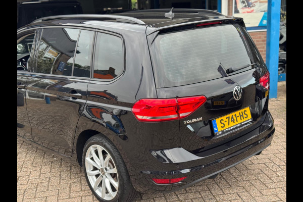 Volkswagen Touran 1.5 TSI Comfortline Business 7p AUT NAVI