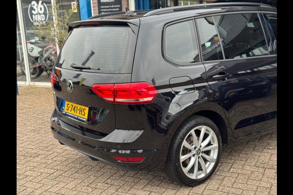 Volkswagen Touran 1.5 TSI Comfortline Business 7p AUT NAVI