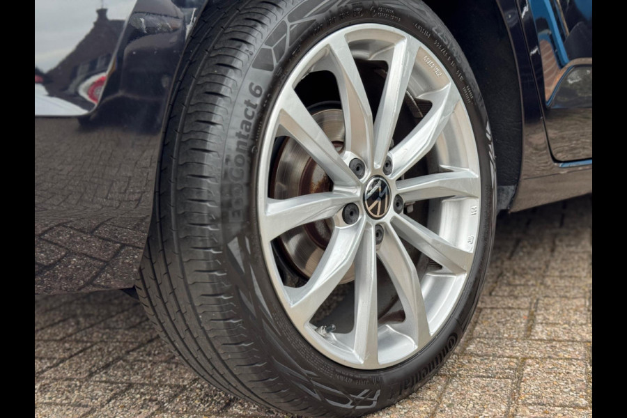Volkswagen Touran 1.5 TSI Comfortline Business 7p AUT NAVI