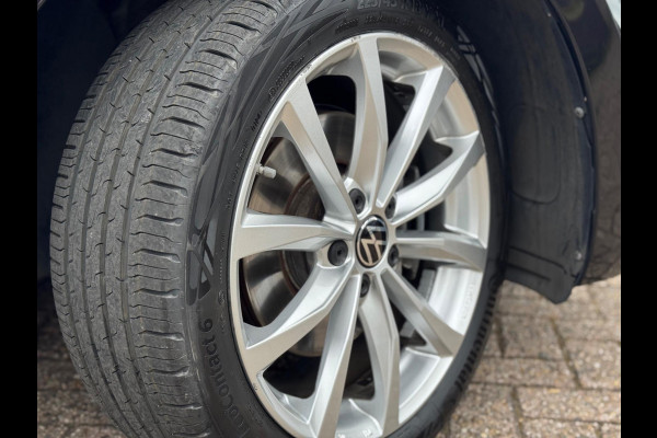 Volkswagen Touran 1.5 TSI Comfortline Business 7p AUT NAVI