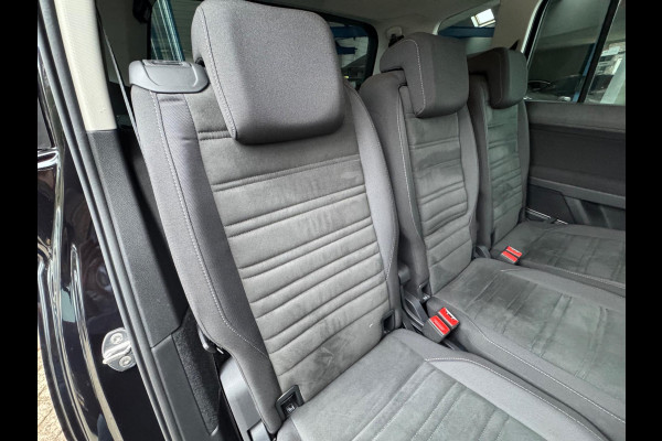 Volkswagen Touran 1.5 TSI Comfortline Business 7p AUT NAVI