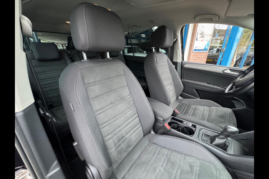 Volkswagen Touran 1.5 TSI Comfortline Business 7p AUT NAVI