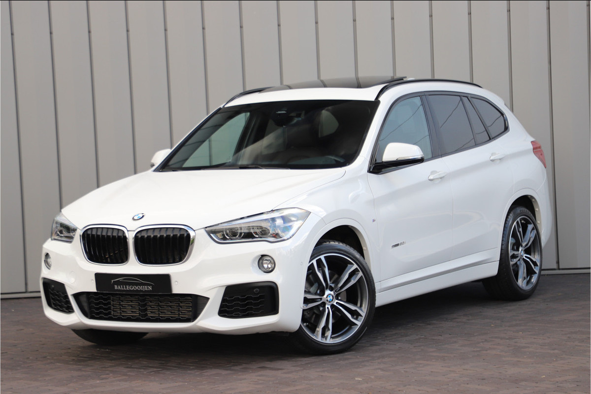 BMW X1 sDrive20i High Executive | Head-up | Keyles | Pano | Harman-kardon | Led | Leder | NL-auto | 2018. BMW X1 sDrive20i High Executive | Head-up | Keyles | Pano | Harman-kardon | Led | Leder | NL-auto | 2018.