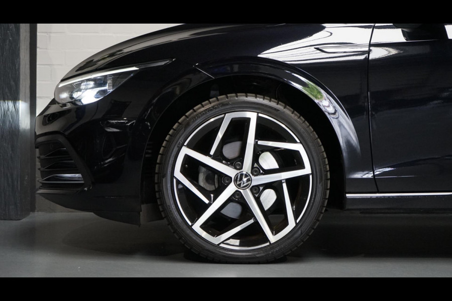 Volkswagen Golf VIII 1.5 eTSI Style AUTOMAAT-ACC-AMBIANCE-CAMERA-IQ LIGHT-MASSAGE-MEMORY-TREKHAAK