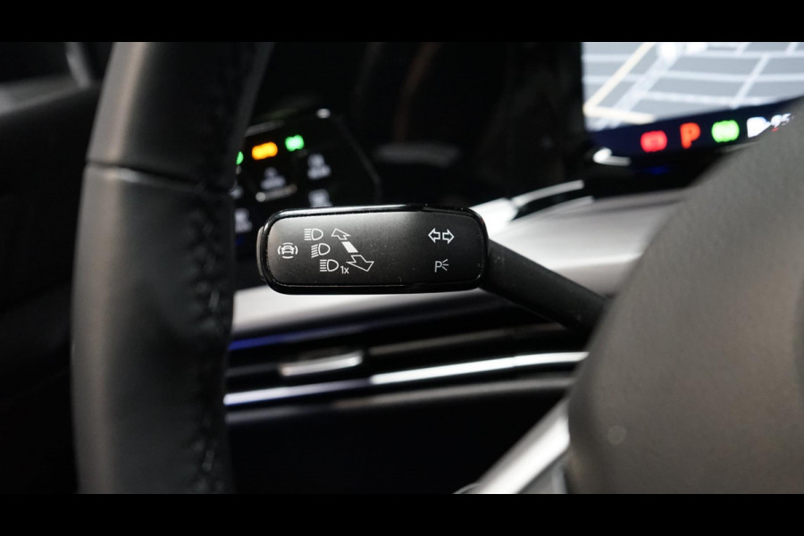 Volkswagen Golf VIII 1.5 eTSI Style AUTOMAAT-ACC-AMBIANCE-CAMERA-IQ LIGHT-MASSAGE-MEMORY-TREKHAAK