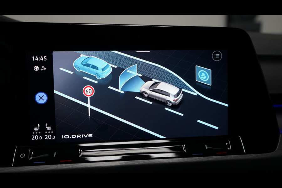 Volkswagen Golf VIII 1.5 eTSI Style AUTOMAAT-ACC-AMBIANCE-CAMERA-IQ LIGHT-MASSAGE-MEMORY-TREKHAAK