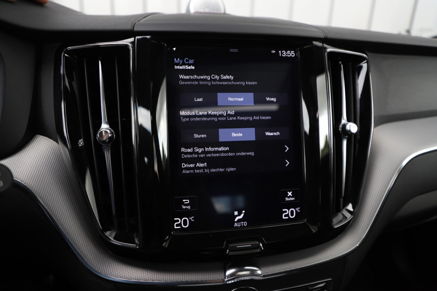Volvo XC60 2.0 T8 Twin Engine AWD R-Design | 391PK | Bowers/wilkins | Pano | Keyles-go | Led | Acc | Leder | 2018.