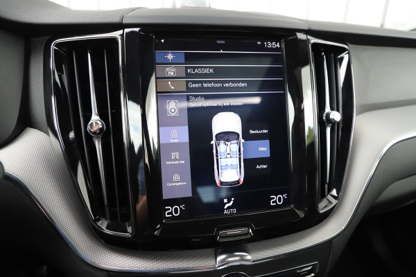 Volvo XC60 2.0 T8 Twin Engine AWD R-Design | 391PK | Bowers/wilkins | Pano | Keyles-go | Led | Acc | Leder | 2018.