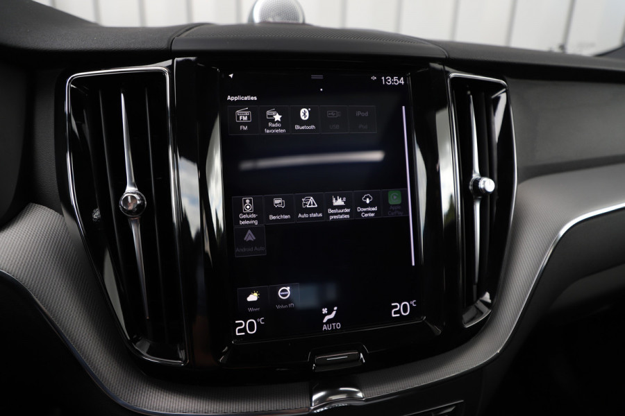 Volvo XC60 2.0 T8 Twin Engine AWD R-Design | 391PK | Bowers/wilkins | Pano | Keyles-go | Led | Acc | Leder | 2018.