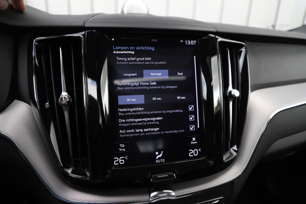 Volvo XC60 2.0 T8 Twin Engine AWD R-Design | 391PK | Bowers/wilkins | Pano | Keyles-go | Led | Acc | Leder | 2018.