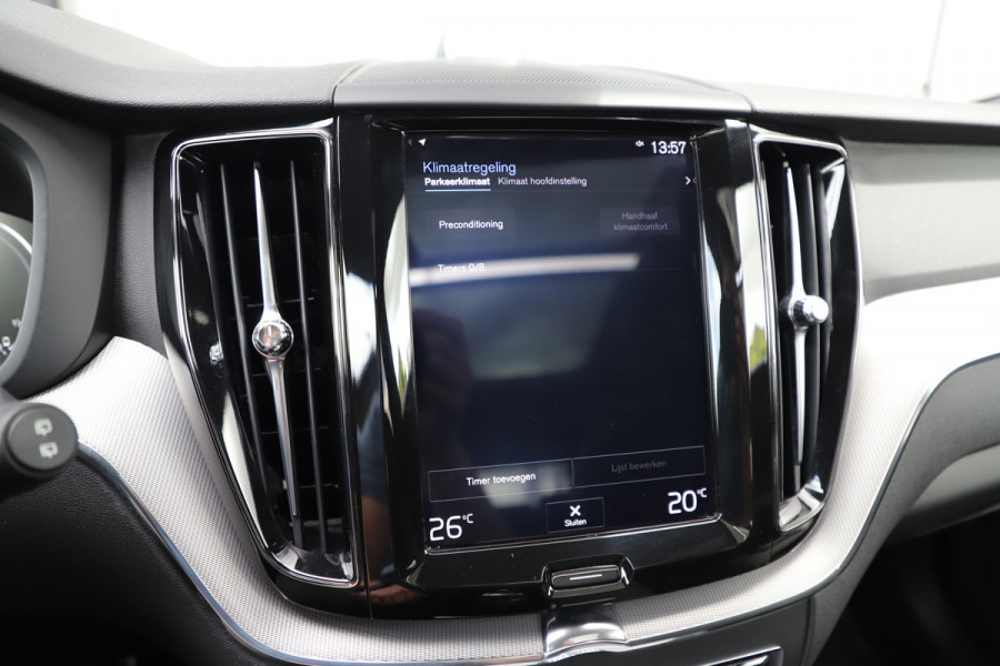 Volvo XC60 2.0 T8 Twin Engine AWD R-Design | 391PK | Bowers/wilkins | Pano | Keyles-go | Led | Acc | Leder | 2018.