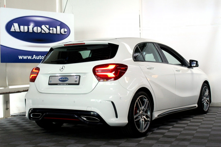 Mercedes-Benz A-Klasse 250 AMG Sport 218pk CARPLAY LEDER/ALCNTRA CRUISE STOELVW '17