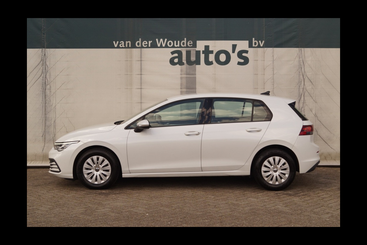 Volkswagen Golf 2.0 TDI 115pk Edition -NAVI-AIRCO-CARPLAY- Volkswagen Golf 2.0 TDI 115pk Edition -NAVI-AIRCO-CARPLAY-