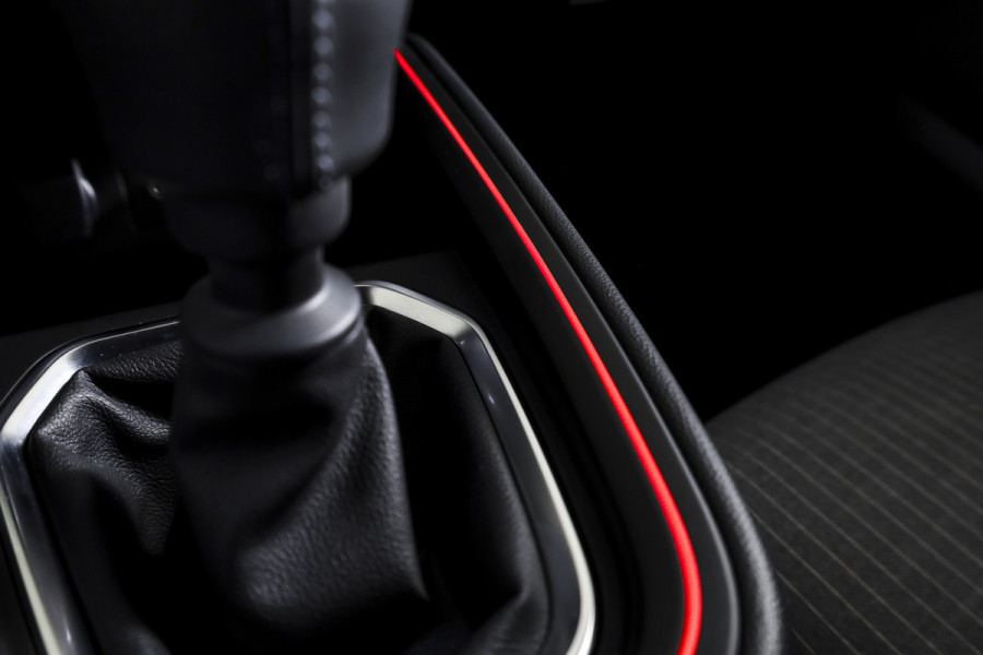 Renault Clio 1.0 TCe 90 PK Techno | Dig. Cockpit | Cruise | Stoel-+Stoelverw. | PDC | Camera | NAV + App. Connect | ECC | DAB | LM 16" | 4923