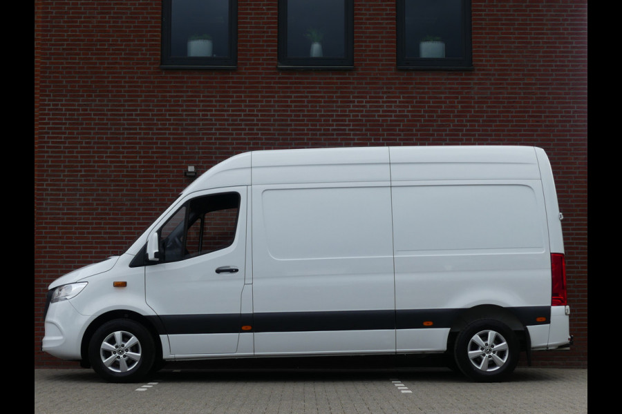 Mercedes-Benz Sprinter 315 CDI L2H2 Trekhaak/Camera/Cruise control