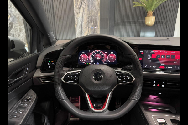 Volkswagen Golf 2.0 TSI GTI|PANO|HUD|Harman Kardon|BLIND SPOT|BOMVOL