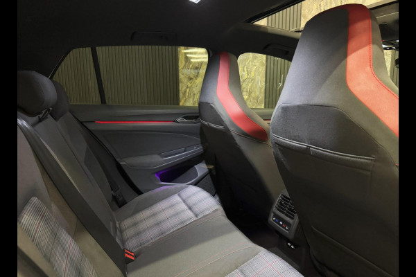 Volkswagen Golf 2.0 TSI GTI|PANO|HUD|Harman Kardon|BLIND SPOT|BOMVOL