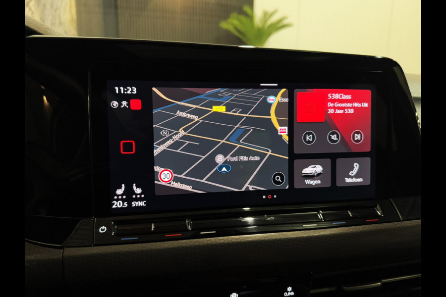 Volkswagen Golf 2.0 TSI GTI|PANO|HUD|Harman Kardon|BLIND SPOT|BOMVOL