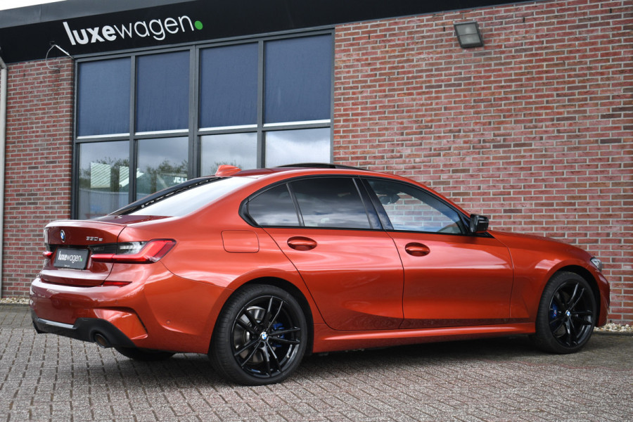BMW 3-serie 330e M-Sport Pano ACC HUD 360 H/K Laser El-zetels El-klep 19inch