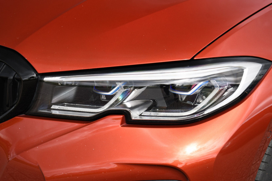 BMW 3-serie 330e M-Sport Pano ACC HUD 360 H/K Laser El-zetels El-klep 19inch
