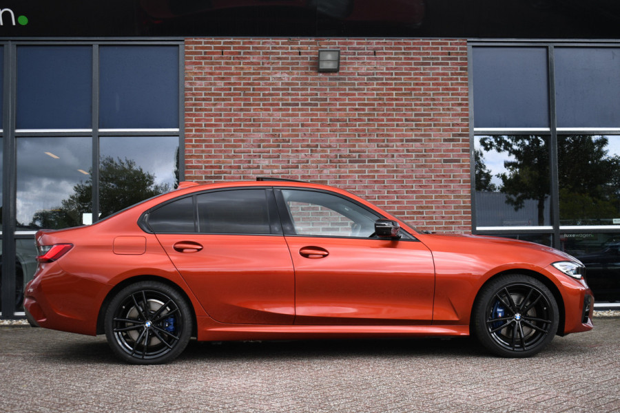 BMW 3-serie 330e M-Sport Pano ACC HUD 360 H/K Laser El-zetels El-klep 19inch