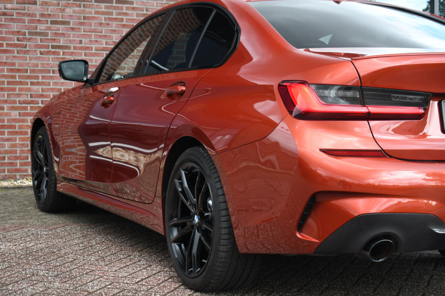 BMW 3-serie 330e M-Sport Pano ACC HUD 360 H/K Laser El-zetels El-klep 19inch