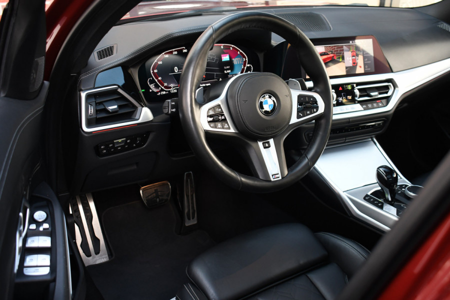 BMW 3-serie 330e M-Sport Pano ACC HUD 360 H/K Laser El-zetels El-klep 19inch