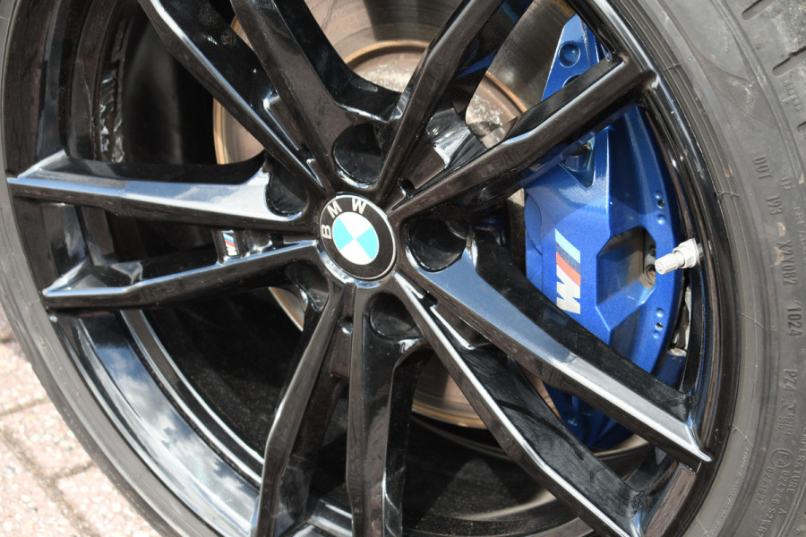 BMW 3-serie 330e M-Sport Pano ACC HUD 360 H/K Laser El-zetels El-klep 19inch