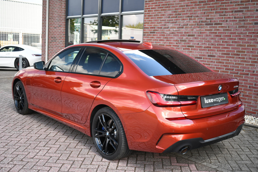 BMW 3-serie 330e M-Sport Pano ACC HUD 360 H/K Laser El-zetels El-klep 19inch