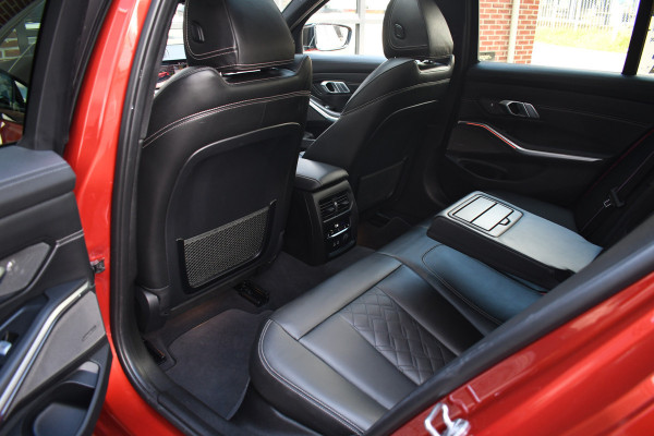 BMW 3-serie 330e M-Sport Pano ACC HUD 360 H/K Laser El-zetels El-klep 19inch