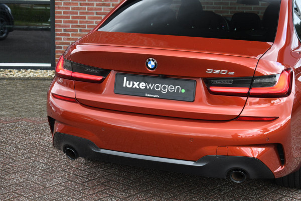 BMW 3-serie 330e M-Sport Pano ACC HUD 360 H/K Laser El-zetels El-klep 19inch