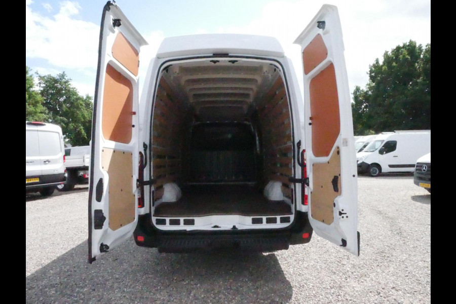 Renault Master 2.3 dCi 130PK, L4H3, Airco