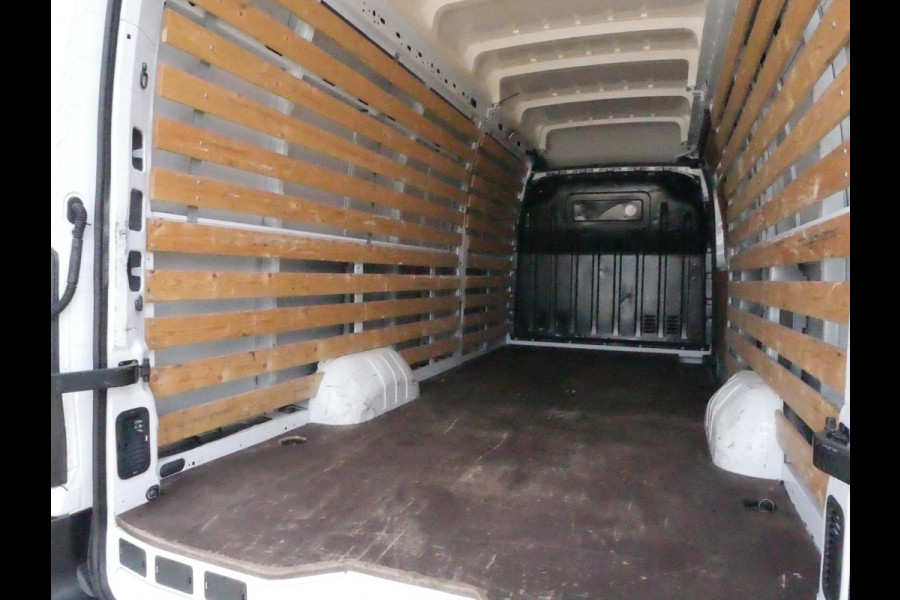 Renault Master 2.3 dCi 130PK, L4H3, Airco