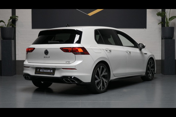Volkswagen Golf VIII 1.5 eTSI R-Line AUTOMAAT-ACC-AMBIANCE-CARPLAY-DAB-HARMAN KARDON-MODE-NAVIGATIE-TRAVEL ASSIST