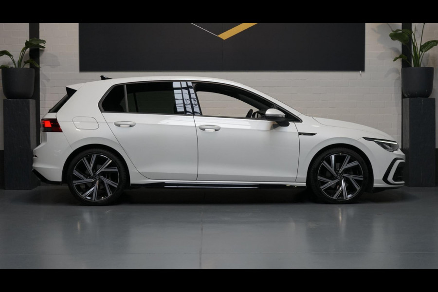 Volkswagen Golf VIII 1.5 eTSI R-Line AUTOMAAT-ACC-AMBIANCE-CARPLAY-DAB-HARMAN KARDON-MODE-NAVIGATIE-TRAVEL ASSIST
