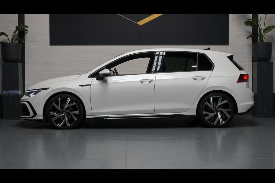 Volkswagen Golf VIII 1.5 eTSI R-Line AUTOMAAT-ACC-AMBIANCE-CARPLAY-DAB-HARMAN KARDON-MODE-NAVIGATIE-TRAVEL ASSIST