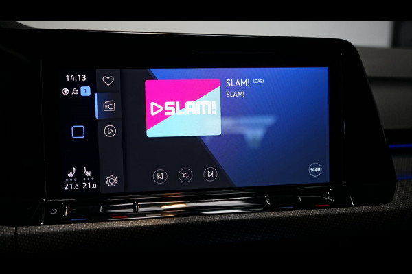 Volkswagen Golf VIII 1.5 eTSI R-Line AUTOMAAT-ACC-AMBIANCE-CARPLAY-DAB-HARMAN KARDON-MODE-NAVIGATIE-TRAVEL ASSIST