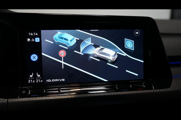 Volkswagen Golf VIII 1.5 eTSI R-Line AUTOMAAT-ACC-AMBIANCE-CARPLAY-DAB-HARMAN KARDON-MODE-NAVIGATIE-TRAVEL ASSIST