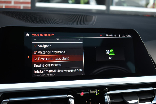 BMW 3-serie 330e M-Sport Pano ACC HUD 360 H/K Laser El-zetels El-klep 19inch