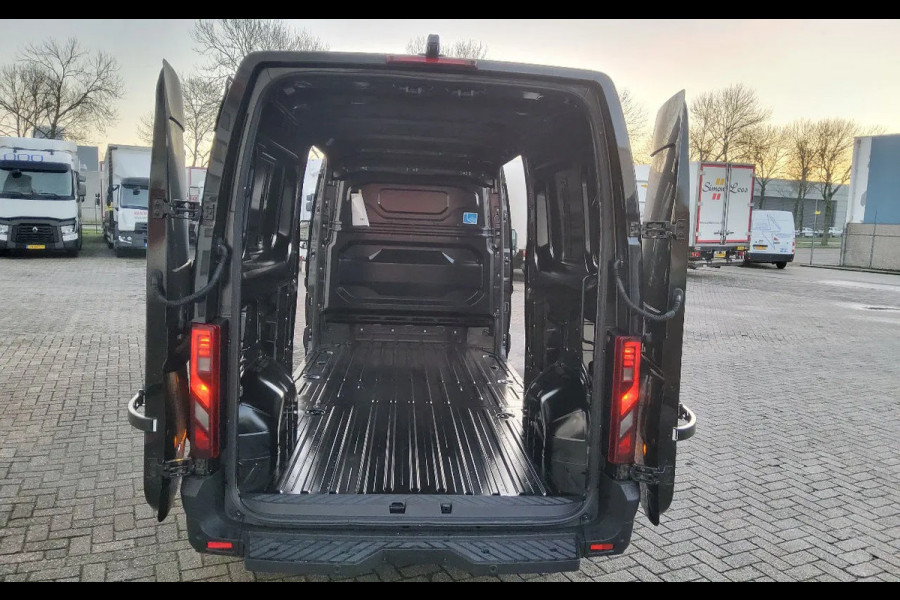 Renault Master 170.35 EURO 6 L3H2 ZWART METALLIC - 2x ZIJSCHUIFDEUR - TREKHAAK - V-22-KKP - BPM VRIJ!