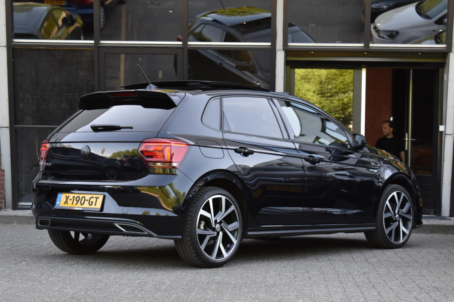 Volkswagen Polo 1.0 TSI Highline R Line Pano Keyless Virtual Camera BBD