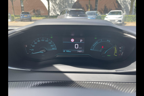 Peugeot e-2008 EV Allure 50 kWh CAMERA | NAVI | RIJKLAAR INCL. 12 MND. BOVAGGARANTIE